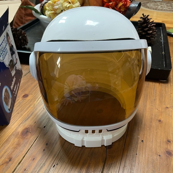 Spooktacular Creations Astronaut Costume- Size Small. - Picture 7 of 13